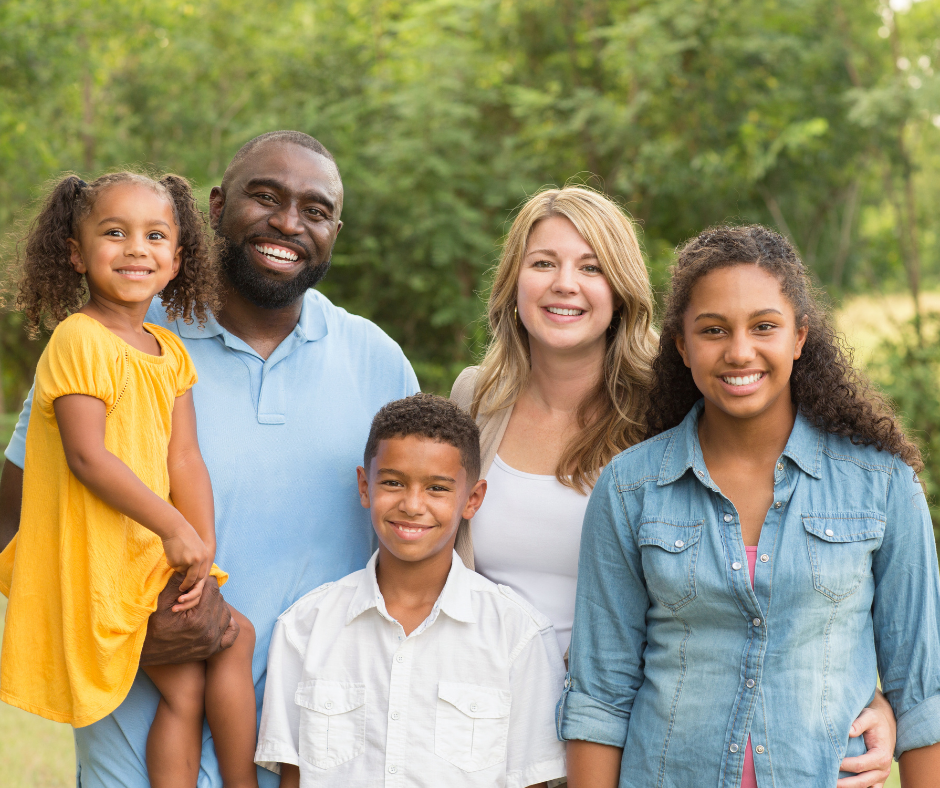 photo-family-outdoors